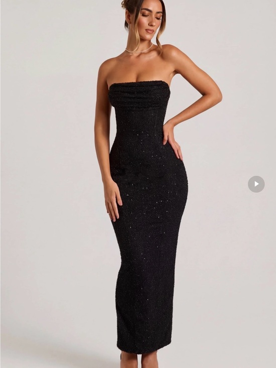 Oh Polly Dresses & Skirts - Oh Polly Black Strapless Sequin Midi Dress